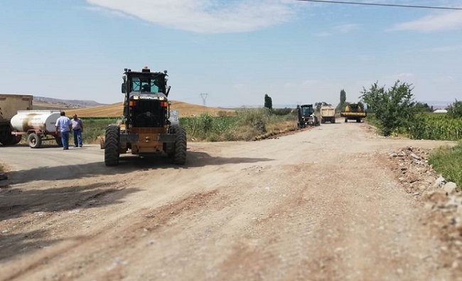 GRUP YOLLARINA SICAK ASFALT DÖKÜLECEK