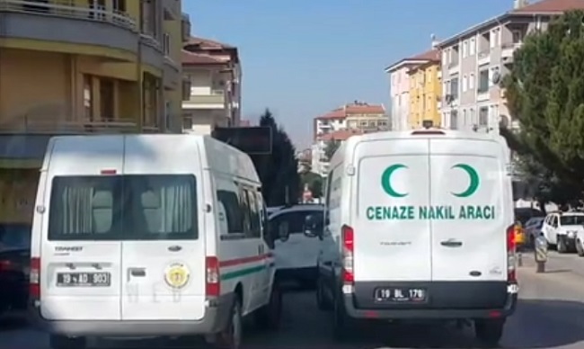 GENÇ YAŞTA KENDİNİ ASTI