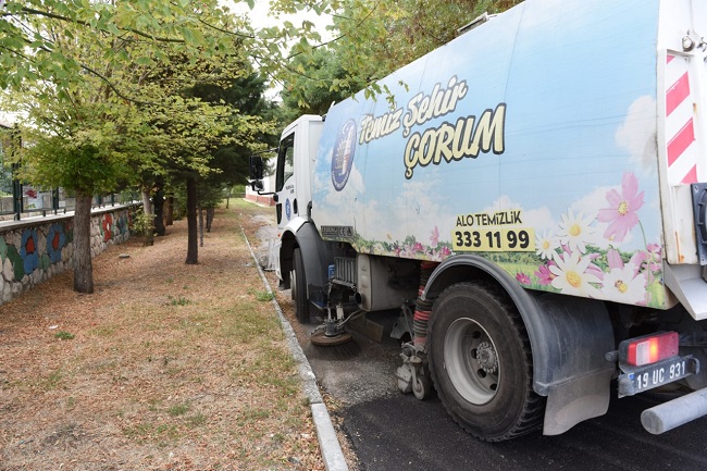 OKULLARIN ÇEVRE TEMİZLİĞİ BELEDİYE’DEN