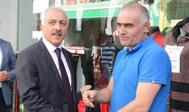 ESNAFIN YANINDA BİR BELEDİYE BAŞKANI