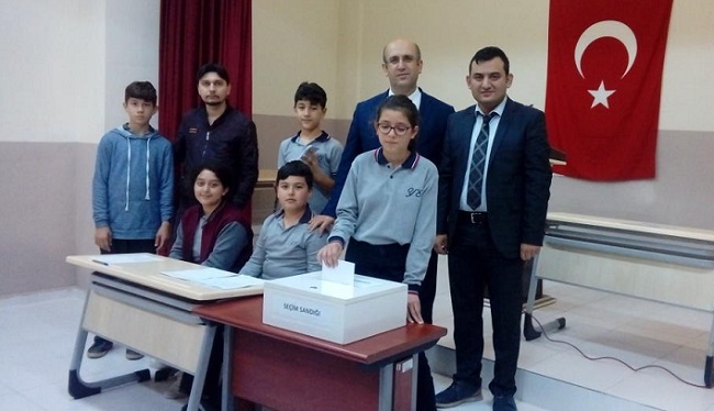 YUNUS EMRE’DE SEÇİM HEYECANI