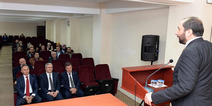 İLAHİYAT FAKÜLTESİNDE DOLULUK YÜZDE YÜZ