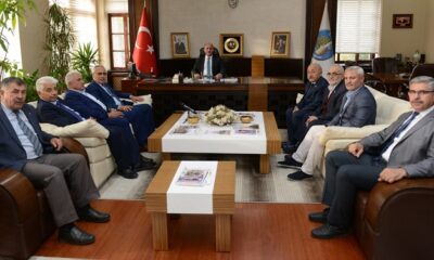 MUHTARLARDAN BELEDİYE’YE ZİYARET