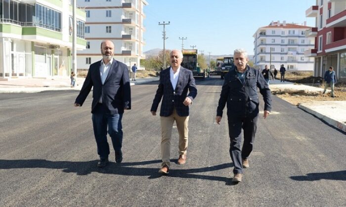 BAŞKAN GÜL HAFTA SONU MESAİSİNDE