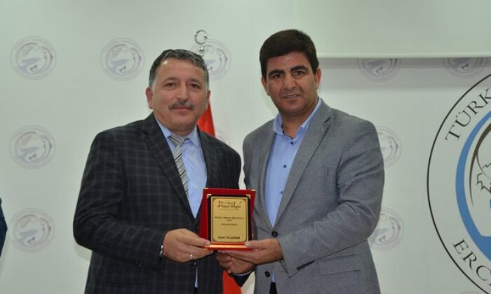 ÇORUMLU İKİ YAZAR ÖDÜL ALDI