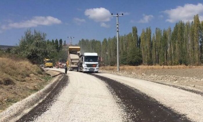 KARAPÜRÇEK KÖYÜ ASFALTI TAMAMLANDI