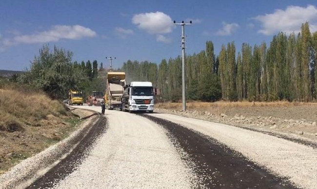 KARAPÜRÇEK KÖYÜ ASFALTI TAMAMLANDI