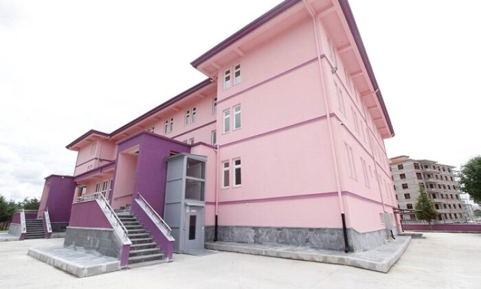 100 YATAKLI KIZ PANSİYONU TAMAMLANDI