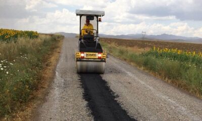 KÖY YOLLARINA YAMA YAPILDI