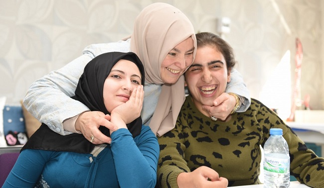 HAYATI PAYLAŞMAK İÇİN ENGEL YOK