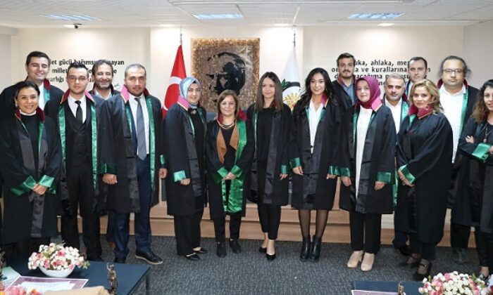 GENÇ AVUKATLARIN RUHSAT SEVİNCİ