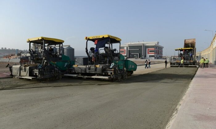 ANKARA YOLU ÜZERİNE BETON YOL