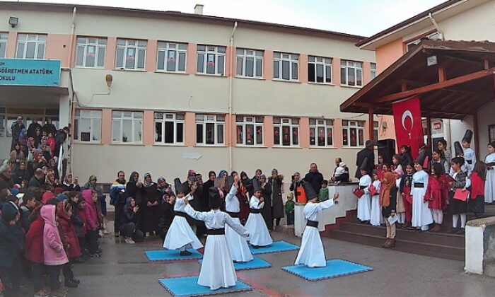 BAŞÖĞRETMEN’DE MEVLİD-İ NEBİ PROGRAMI