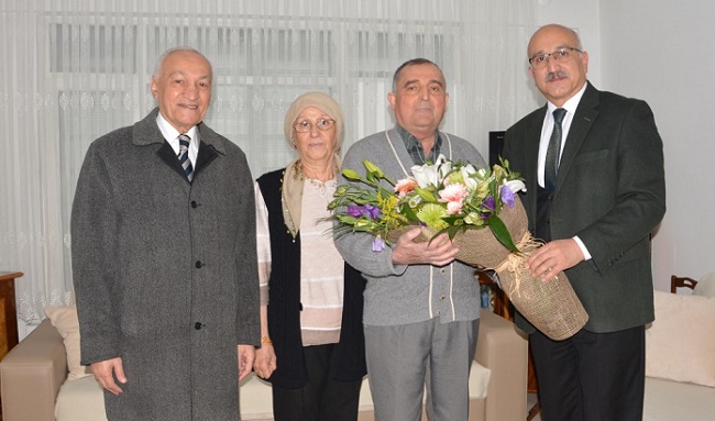 BÜYÜK’TEN EMEKLİ ÖĞRETMENLERE ZİYARET