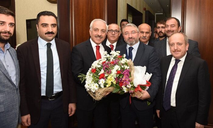AŞGIN’DAN BAŞKAN GÜL’E NEZAKET ZİYARETİ
