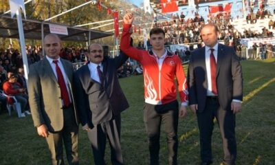 KARGILI DÜNYA ŞAMPİYONLARINA ÖDÜL