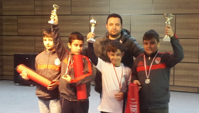 SATRANÇ AKIL İLE OYNANIR