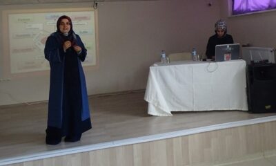 İSKİLİP’TE NAMAZ KONFERANSI VERDİ