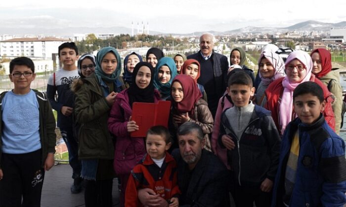 KENTPARK’A ZİYARETÇİ AKINI SÜRÜYOR