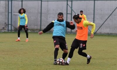 ÇORUM BELEDİYESPOR LİDERE BİLENİYOR