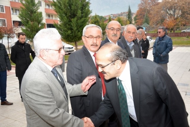 KARGI’DA ÖĞRETMENLER GÜNÜ KUTLANDI