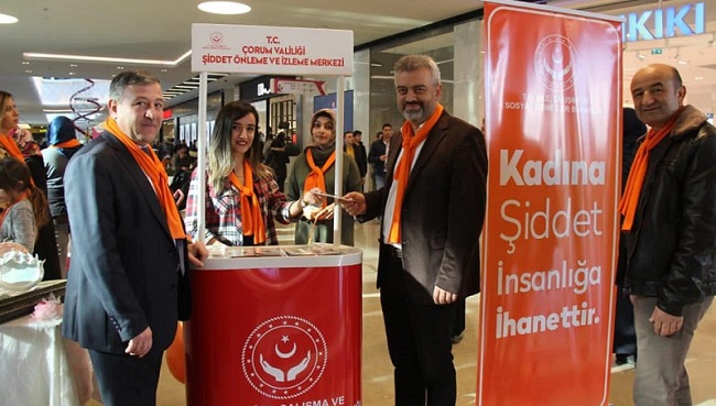 ÇORUM’DA KADINA ŞİDDETE HAYIR ETKİNLİĞİ