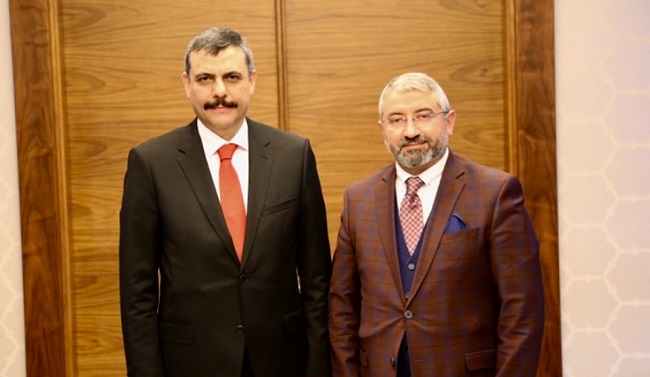 AŞGIN’DAN ÇİFTÇİ VE GÜL’E ZİYARET
