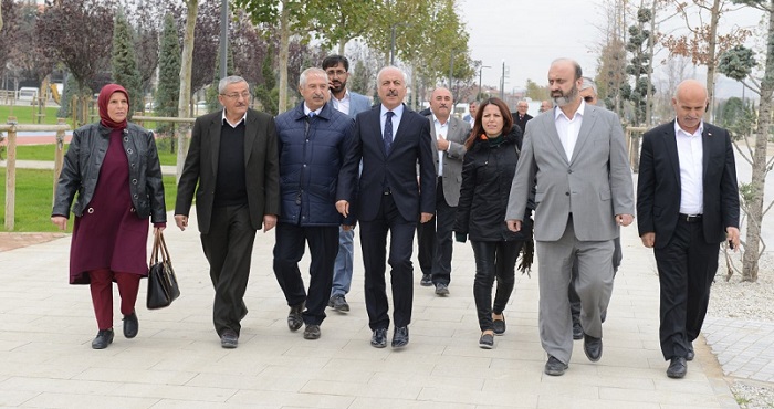 KENT PARKTA İNCELEMELERDE BULUNDULAR