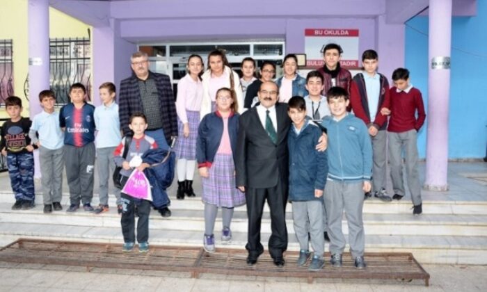 BAŞKAN ÖĞRENCİ TEMSİLCİLERİNİ DİNLEDİ