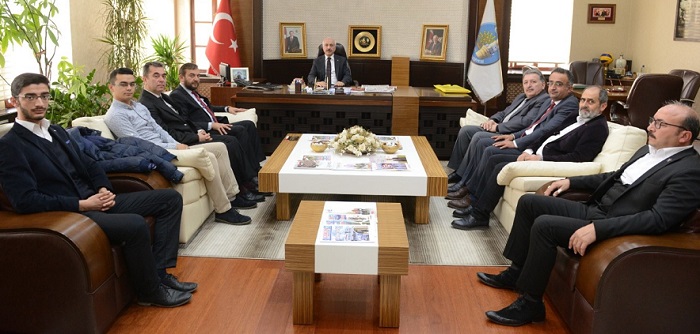 YENİ YÖNETİMDEN BAŞKAN GÜL’E ZİYARET