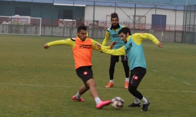 ÇORUM BELEDİYESPOR’DA DURMAK YOK