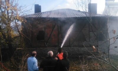 CENAZEYE GİTTİĞİ SIRADA EVİ YANDI