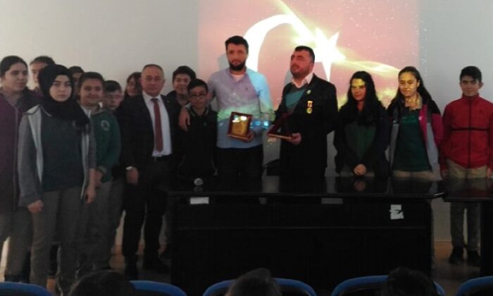 KAHRAMAN GAZİLER ÖĞRENCİLERİ KIRMADI