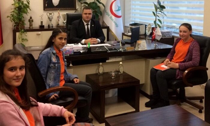 OKUL DERGİSİ İÇİN RÖPORTAJ YAPTILAR