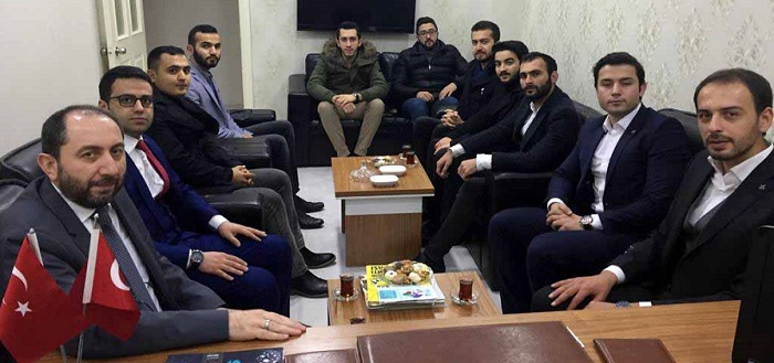 GENÇLERİMİZİN HER ZAMAN YANINDAYIZ