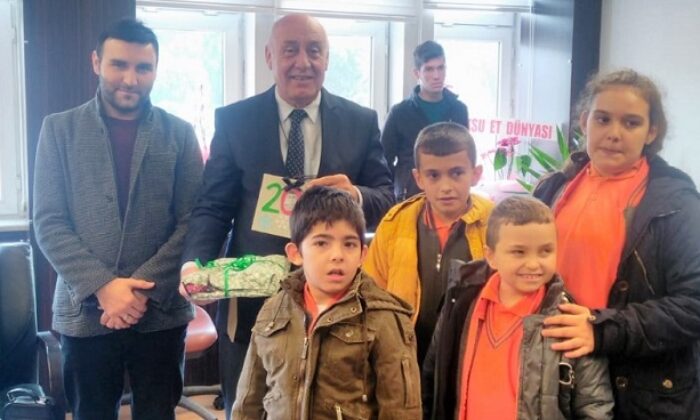 GERİ DÖNÜŞÜM PROJESİNİ ANLATTILAR