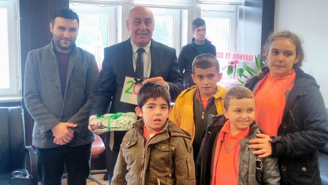 GERİ DÖNÜŞÜM PROJESİNİ ANLATTILAR