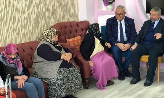 AŞGIN YAŞLILARIN GÖNLÜNÜ ALDI