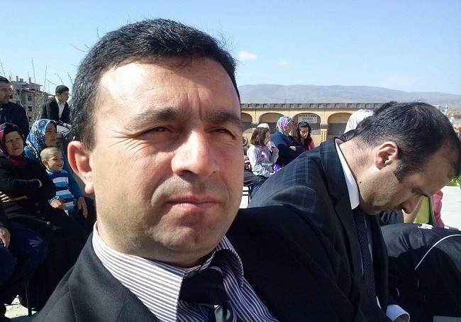 ŞUBE MÜDÜRÜ KALP KRİZİNE YENİLDİ