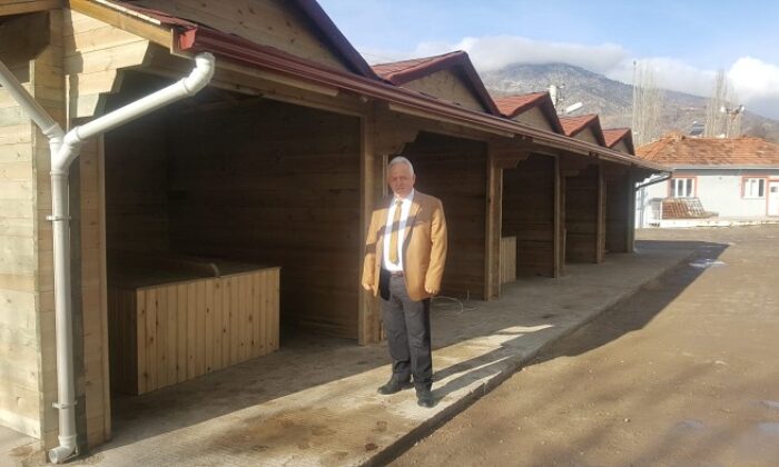 OĞUZLAR’DA KAPALI HANIM ELİ PAZARI AÇILDI