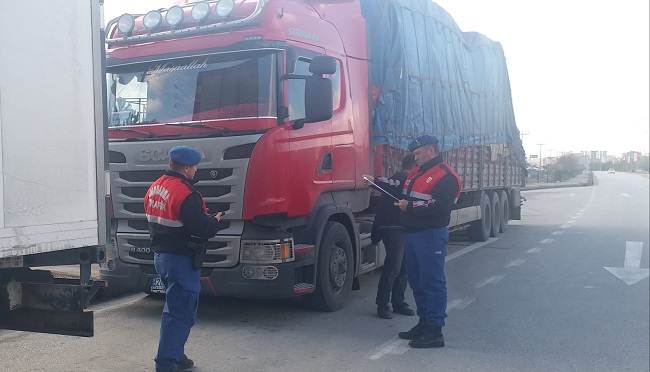 JANDARMA’DAN KIŞ LASTİĞİ DENETİMİ