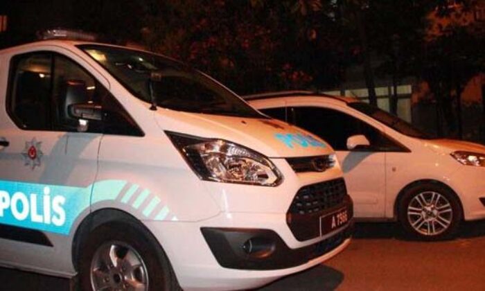 ÇORUM’DA EV VE ARAÇ KURŞUNLANDI