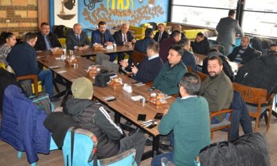 ŞAHİN KAHVALTIDA BASINLA BİR ARAYA GELDİ