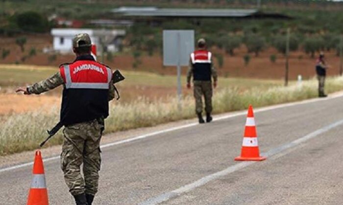 JANDARMA’DAN EŞİNİN BULUNMASINI İSTEDİ