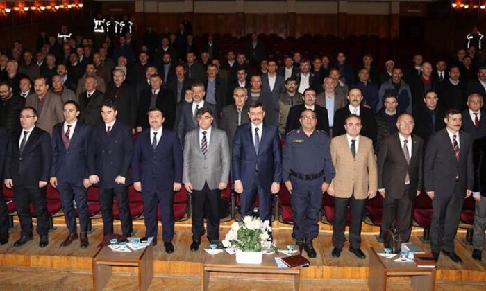 KÖY MUHTARLARIYLA İSTİŞARE TOPLANTISI