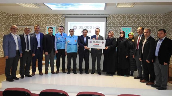 DİYANET SENLİ KADINLARDAN YEMEN’E 35 BİN LİRA
