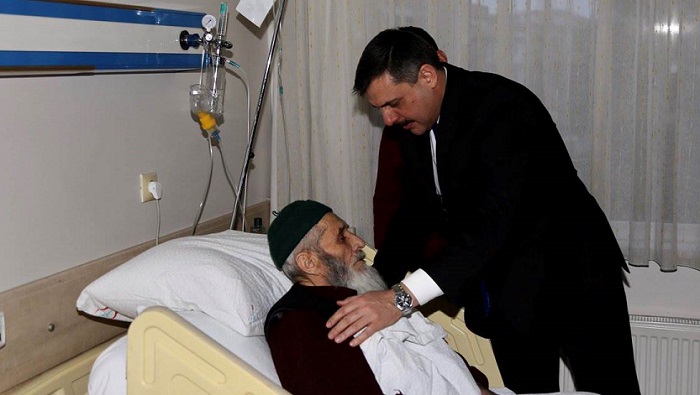 VALİ ÇİFTÇİ’DEN HASTALARA MORAL ZİYARETİ