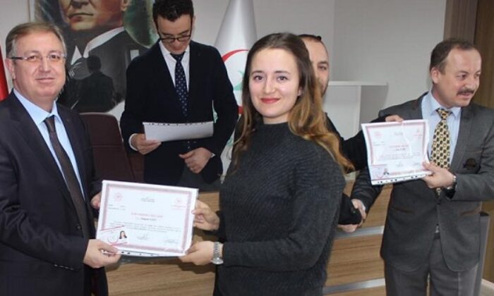 İLK YARDIM EĞİTİMİ ALDILAR