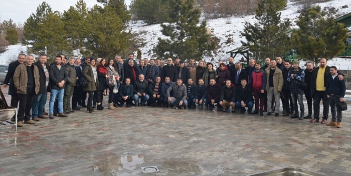 ÖZGÜR KILIÇ GAZETECİLERİ UNUTMADI