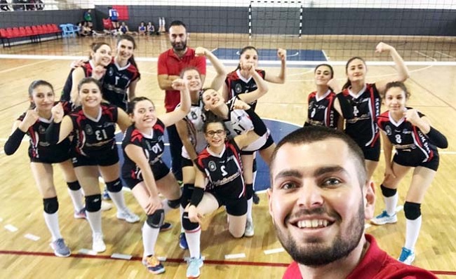 ÇORUM VOLEYBOL SERİYE BAĞLADI